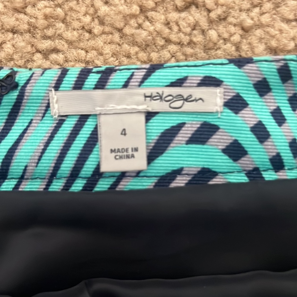 Halogen new without tags pencil skirt - Picture 4 of 4